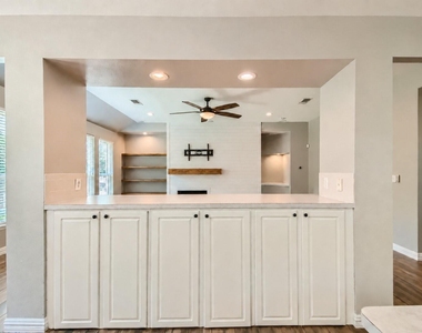 3103 Topanga Canyon Drive - Photo Thumbnail 10