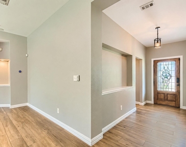3103 Topanga Canyon Drive - Photo Thumbnail 5