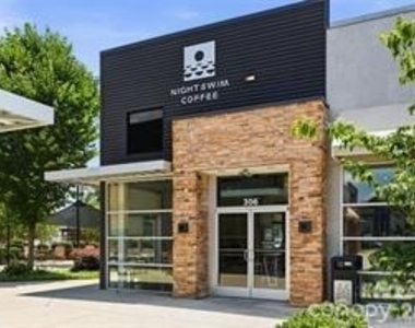 1504 Sylvia Court - Photo Thumbnail 19