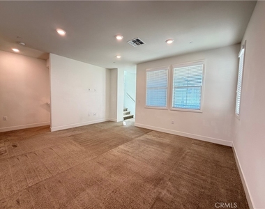 4341 Blazing Star Way - Photo Thumbnail 11