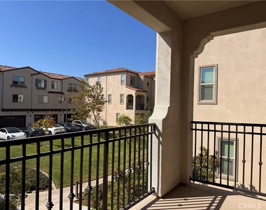 4341 Blazing Star Way - Photo Thumbnail 10