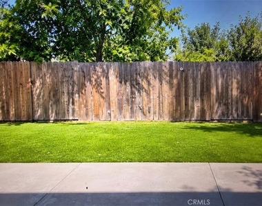 10627 Amestoy Street - Photo Thumbnail 1