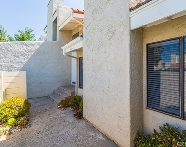 5694 E Los Angeles - Photo Thumbnail 6