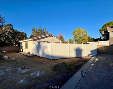 1133 E Geraldine Avenue - Photo Thumbnail 24