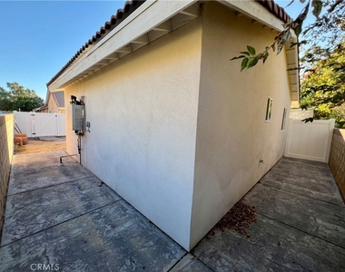 1133 E Geraldine Avenue - Photo Thumbnail 22