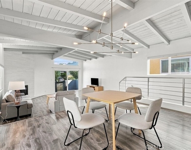 1704 Haynes - Photo Thumbnail 5