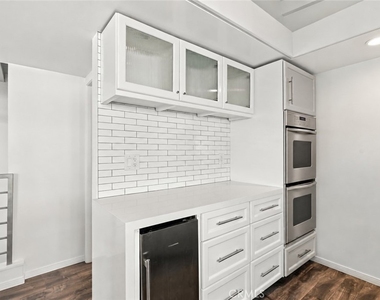 1704 Haynes - Photo Thumbnail 10