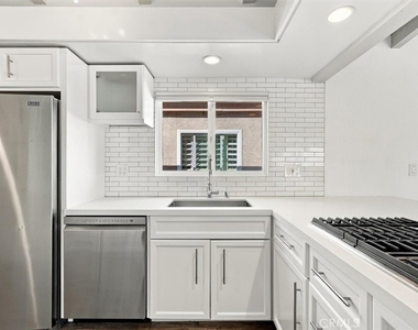 1704 Haynes - Photo Thumbnail 12