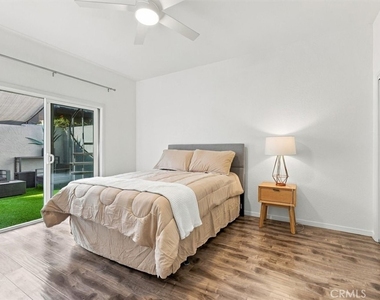 1704 Haynes - Photo Thumbnail 19