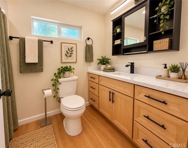 1434 E Sandison - Photo Thumbnail 6