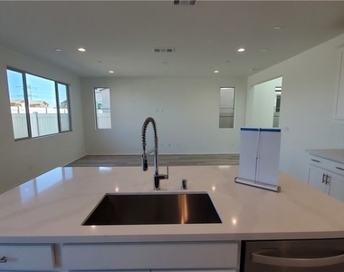 16159 Grassland - Photo Thumbnail 7