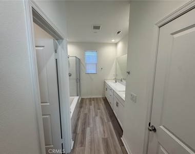 16159 Grassland - Photo Thumbnail 20