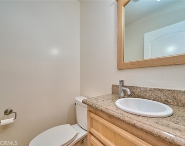 30933 Rue Valois - Photo Thumbnail 21