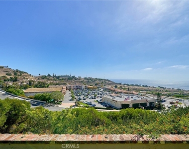 30933 Rue Valois - Photo Thumbnail 33