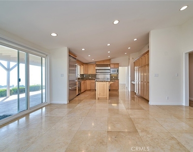 30933 Rue Valois - Photo Thumbnail 12
