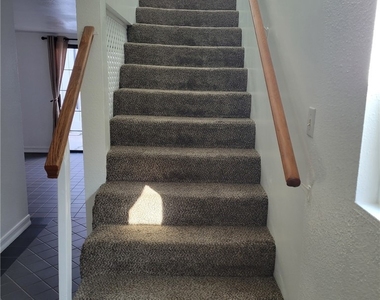404 S Juanita - Photo Thumbnail 4