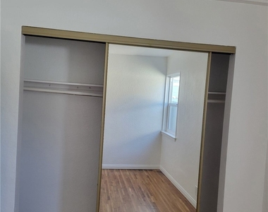 404 S Juanita - Photo Thumbnail 9