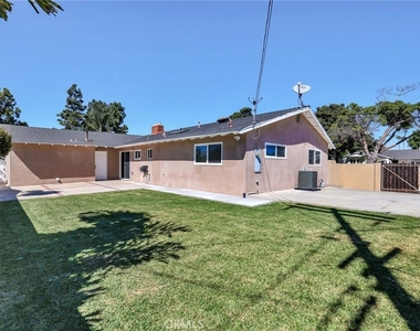 2528 Bowdoin Place - Photo Thumbnail 27