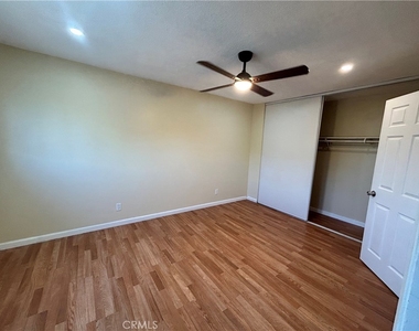 737 E 5th - Photo Thumbnail 2