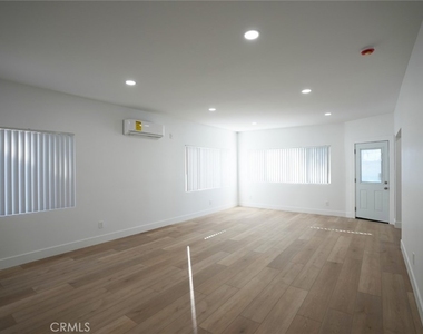 3627 E 4th - Photo Thumbnail 6