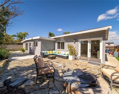 9102 Warfield - Photo Thumbnail 41