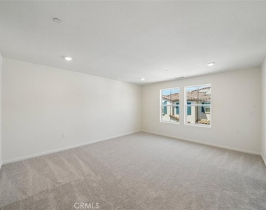 4271 E Carmel Privado - Photo Thumbnail 3