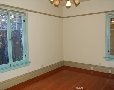 4162 Chestnut Street - Photo Thumbnail 13