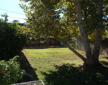 4162 Chestnut Street - Photo Thumbnail 4