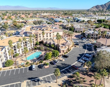 50680 Santa Rosa Plaza - Photo Thumbnail 15