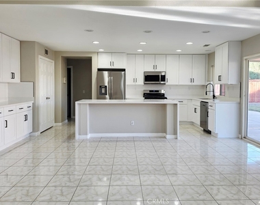 1068 Nighthawk Place - Photo Thumbnail 5