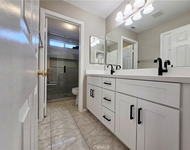 1068 Nighthawk Place - Photo Thumbnail 16
