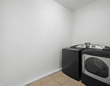 1156 Concord Street - Photo Thumbnail 24