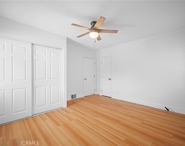1020 Olmsted - Photo Thumbnail 11