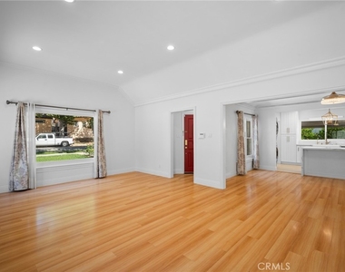 1020 Olmsted - Photo Thumbnail 20