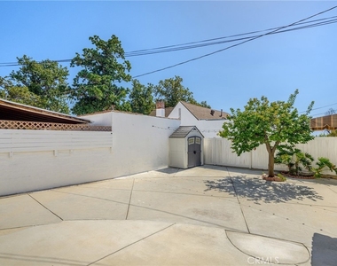 1020 Olmsted - Photo Thumbnail 17