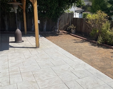 710 Solway Street - Photo Thumbnail 7