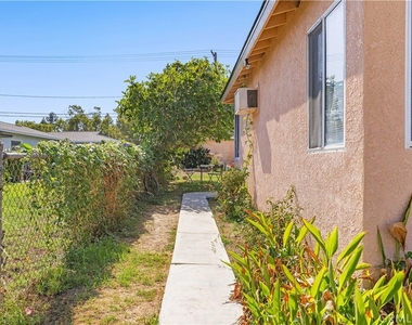 287 N Florence - Photo Thumbnail 11