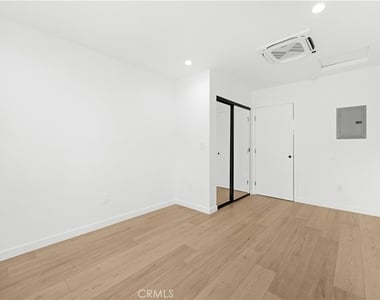 287 N Florence - Photo Thumbnail 8