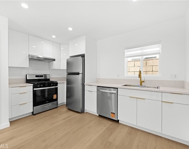287 N Florence - Photo Thumbnail 3