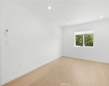 287 N Florence - Photo Thumbnail 9