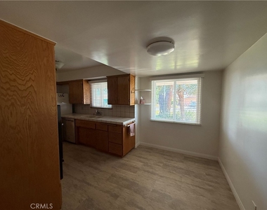 9247 Blackley - Photo Thumbnail 7