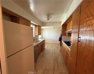 9247 Blackley - Photo Thumbnail 6