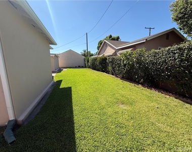9247 Blackley - Photo Thumbnail 18