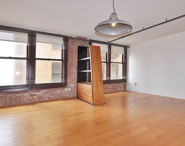 460 S Spring Street - Photo Thumbnail 3