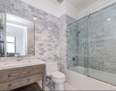 801 S Grand Avenue - Photo Thumbnail 16