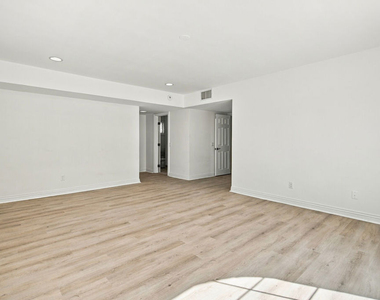 22777 Brenford Street - Photo Thumbnail 44