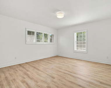 22777 Brenford Street - Photo Thumbnail 30
