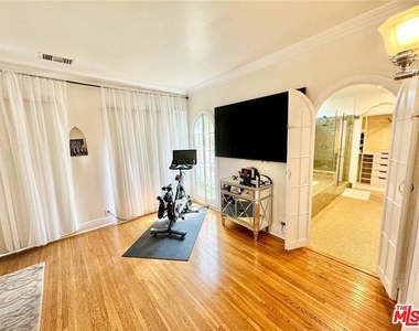 213 El Camino Drive - Photo Thumbnail 18
