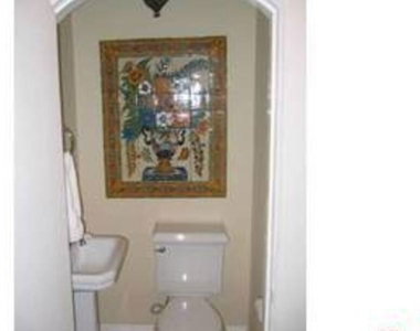 213 El Camino Drive - Photo Thumbnail 12