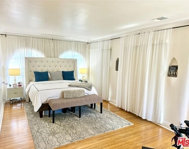 213 El Camino Drive - Photo Thumbnail 16